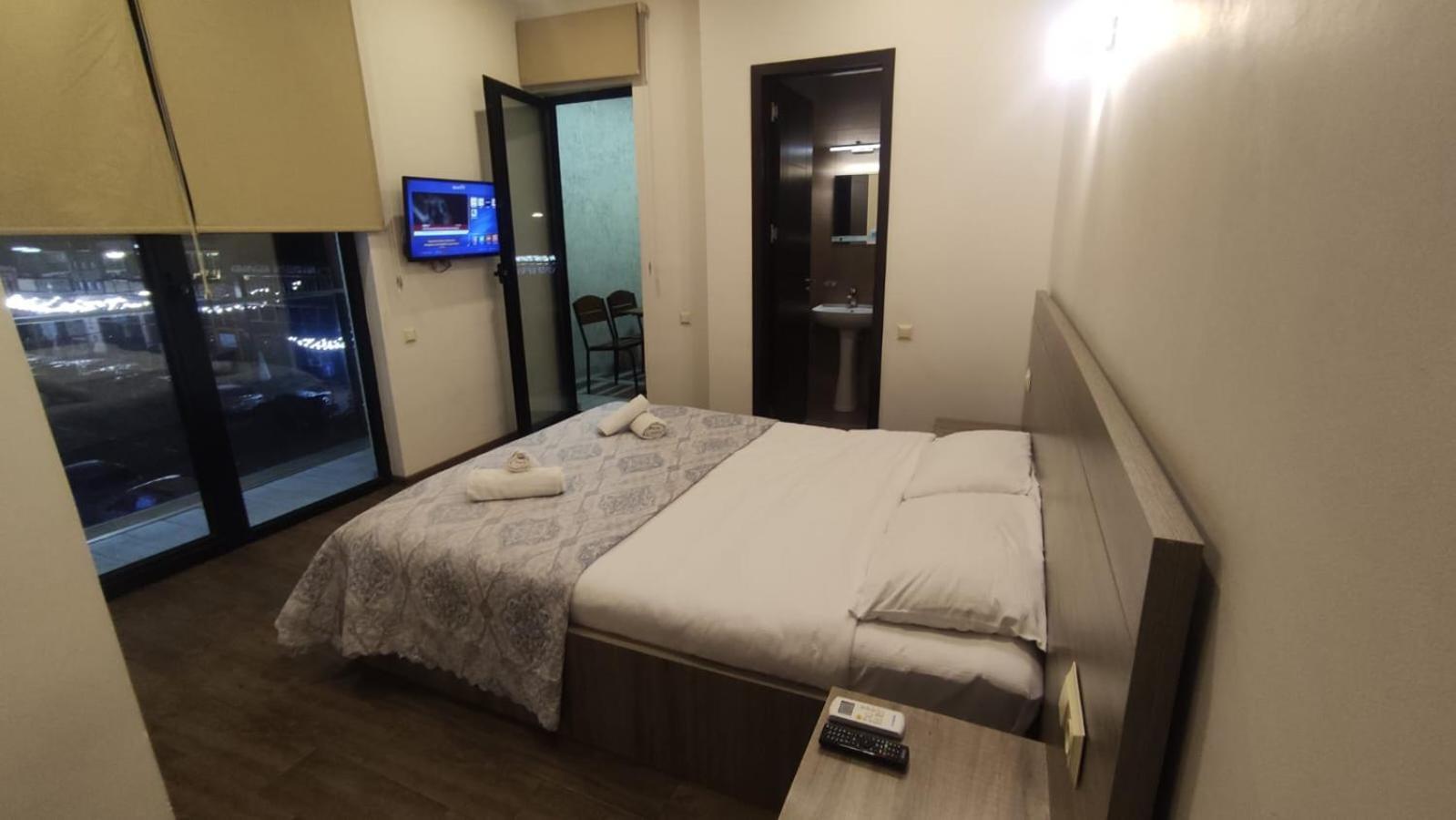 Batumi Hotel Ngoại thất bức ảnh