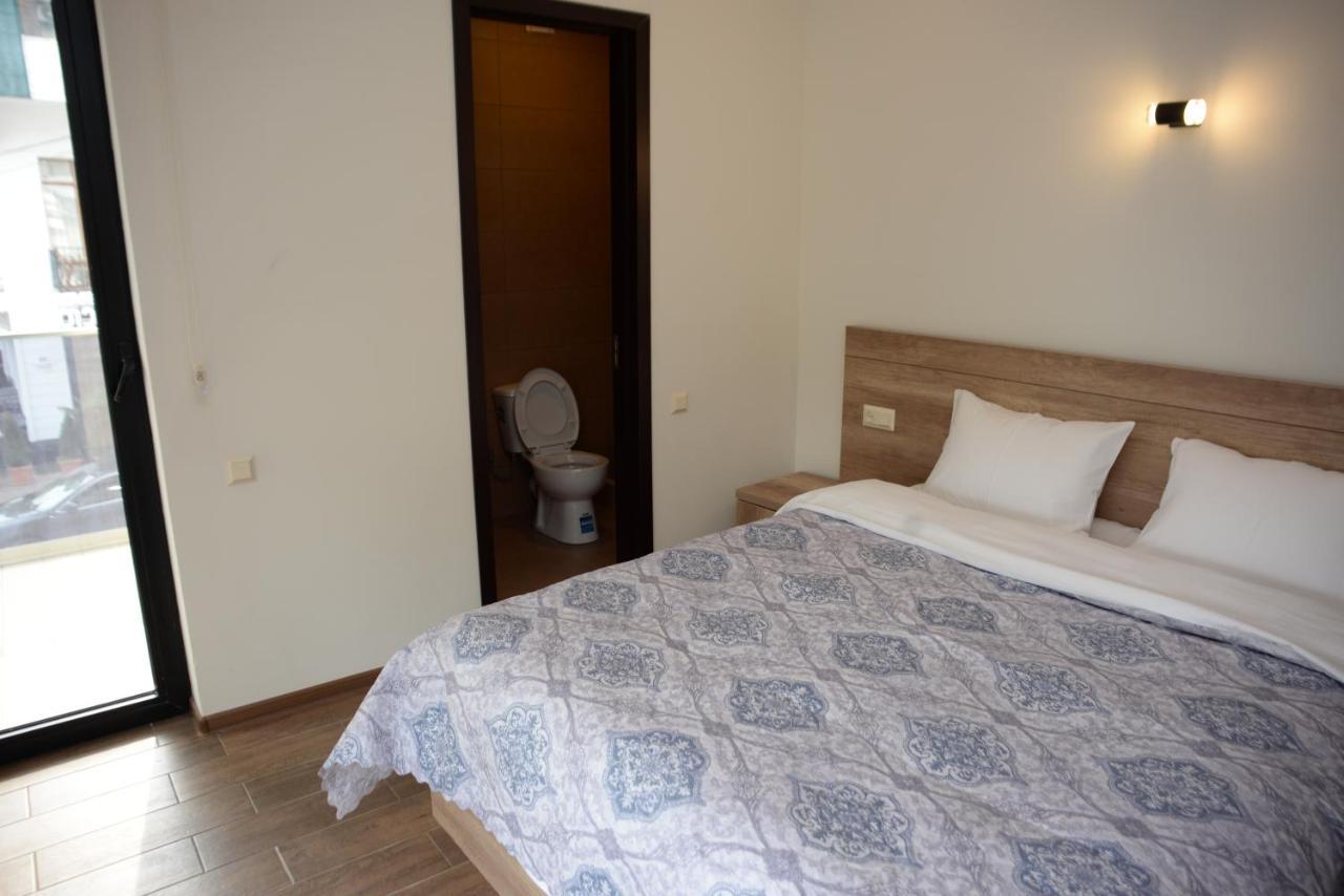Batumi Hotel Ngoại thất bức ảnh